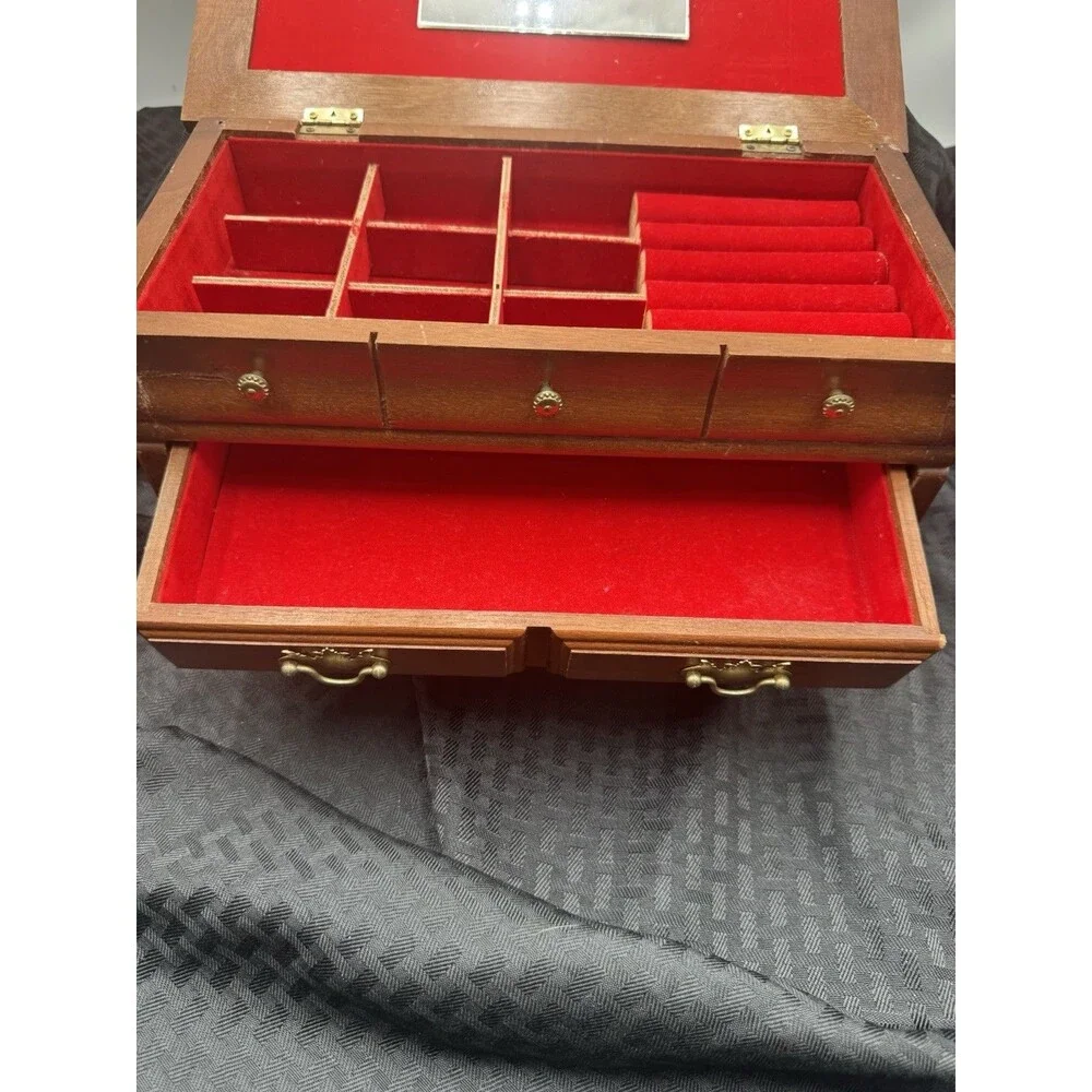 Vintage Jewelry Box